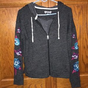 Flower embroidered sweat shirt